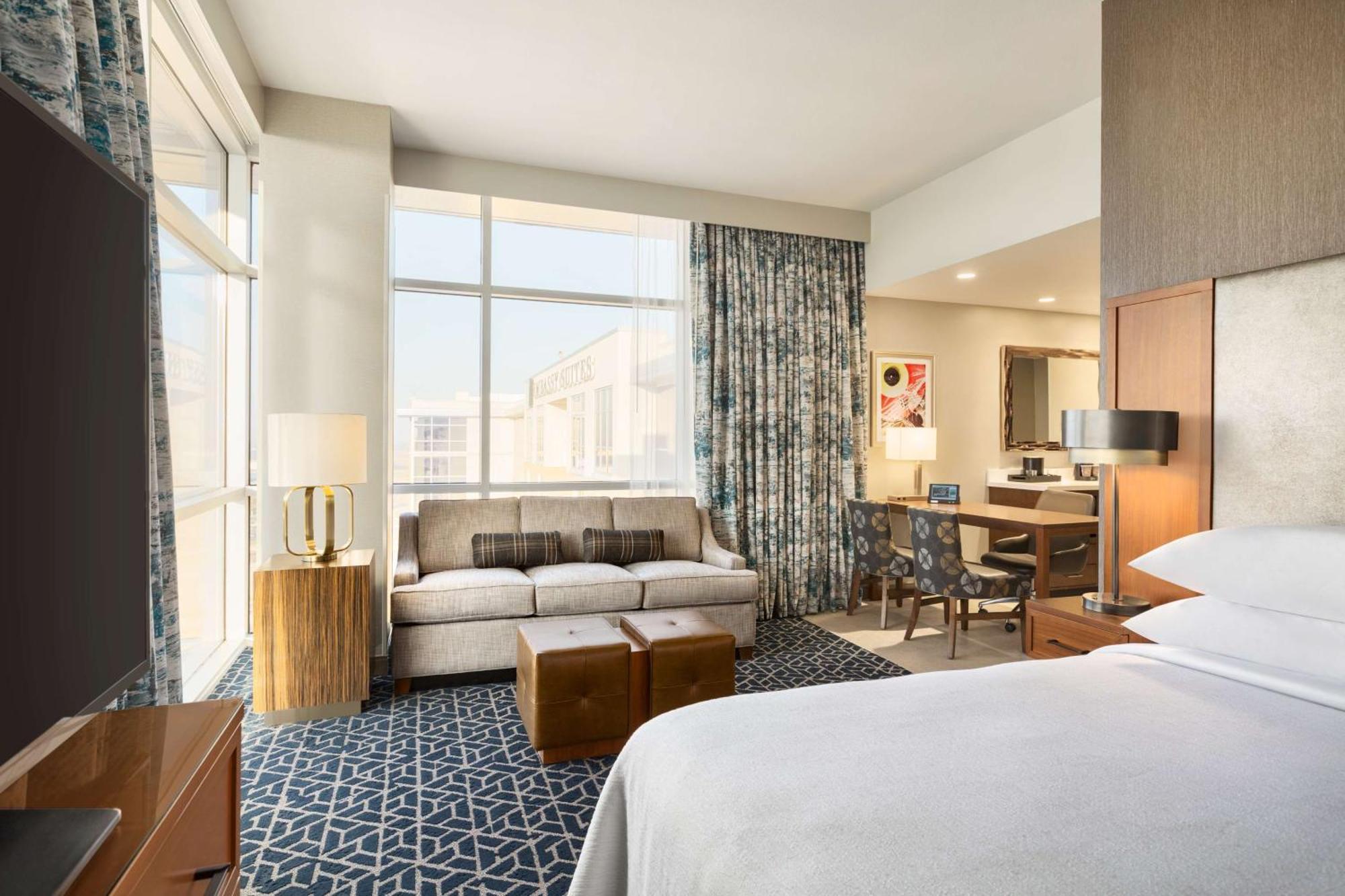 Embassy Suites By Hilton Denton Convention Center Екстериор снимка