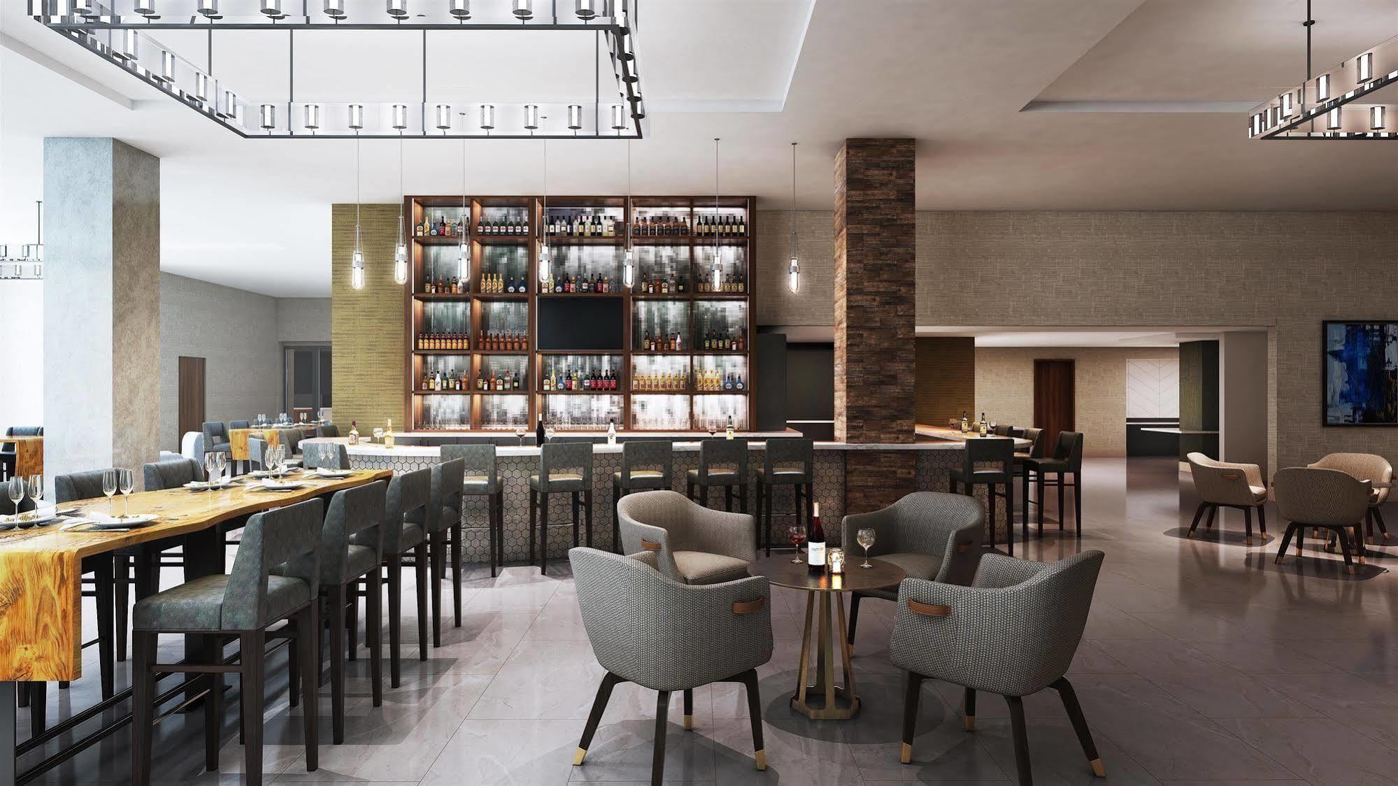 Embassy Suites By Hilton Denton Convention Center Екстериор снимка